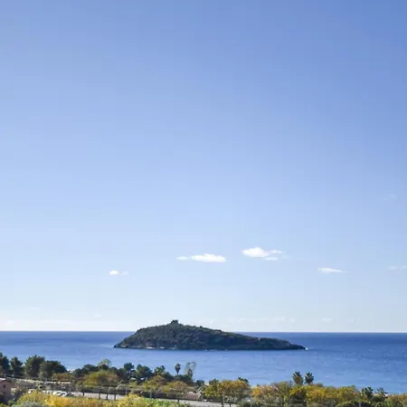 2 Bedroom Beautiful In