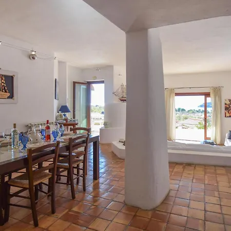 Holiday home 2 Bedroom Beautiful In Diamante