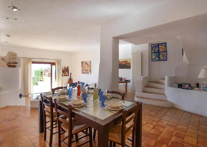 2 Bedroom Beautiful In Casa de Férias Diamante